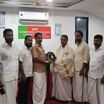 ഹമീദ് പരപ്പനങ്ങാടിക്ക് നന്നമ്പ്രയുടെ ആദരം