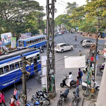 എച്ച്. എം.ടി ജംഗ്ഷനിലെ ട്രാഫിക് പരിഷ്കാരം തത്ക്കാലമില്ല