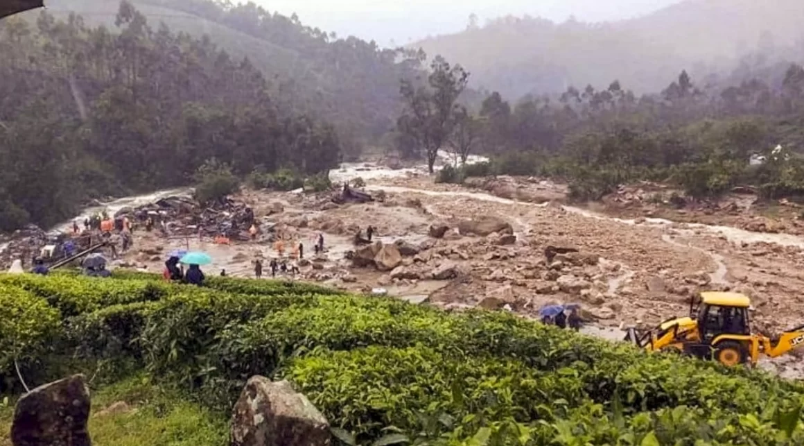 പുഞ്ചിരി മട്ടത്ത് വീടുകളുടെ അവശിഷ്ടം പോലുമില്ല: മരണം 276