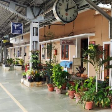 തിരൂർ ആർ.എം എസ് പൊളിച്ച് നീക്കുന്ന നടപടി പ്രതിഷേധാർഹം