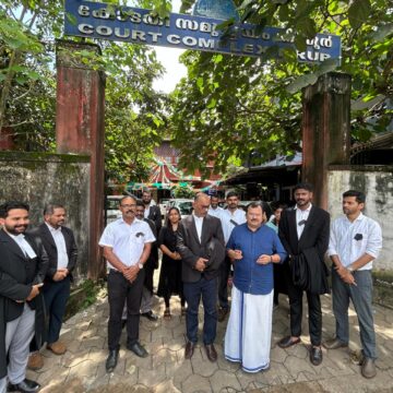 അഭിഭാഷകന് നേരെ പോലീസ് മർദ്ദനം ലോയേഴ്‌സ് കോൺഗ്രസ്‌ പ്രതിഷേധം