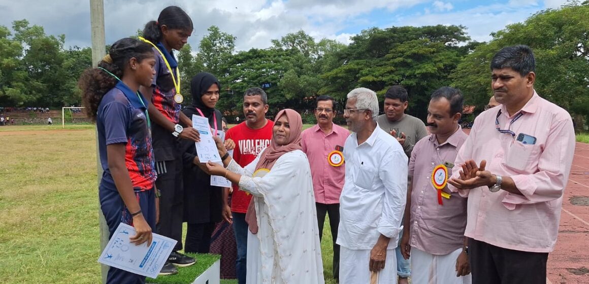 തിരൂർ ഉപജില്ലാ കായികോത്സവം ഉദ്ഘാടനം ചെയ്തു