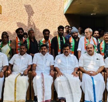 സിപിഎം, ബിജെപി പ്രവർത്തകർ കോൺഗ്രസിലേക്ക്