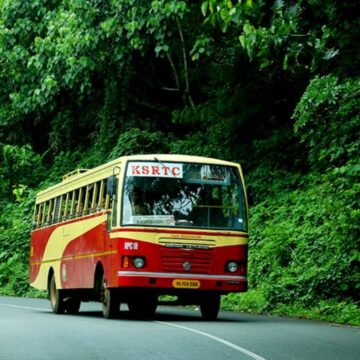 ഓടിക്കൊണ്ടിരുന്ന ബസില്‍ നിന്നു വീണ് സ്ത്രീ മരിച്ചു