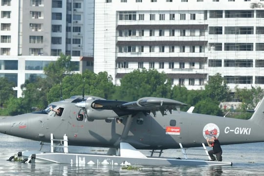 seaplane-trial-run-2024-11-9e54f5328ef9e1bcfd8bb685e2d8df80-3x2 പറന്നുയർന്നു സീപ്ലെയിൻ