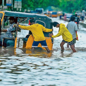 തമിഴ്നാട്ടിൽ കനത്ത മഴ