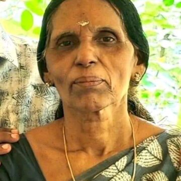 മഠത്തിൽ സാവിത്രി അന്തരിച്ചു