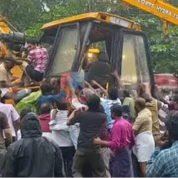 ലോറി ഡ്രൈവര്‍മാര്‍ക്കെതിരെ നരഹത്യക്ക് കേസ്