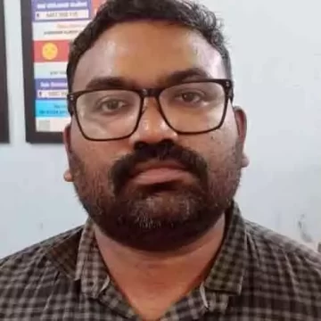 അശ്ലീല സന്ദേശത്തിൽ കുരുങ്ങി യുവ ഡോക്ടർ