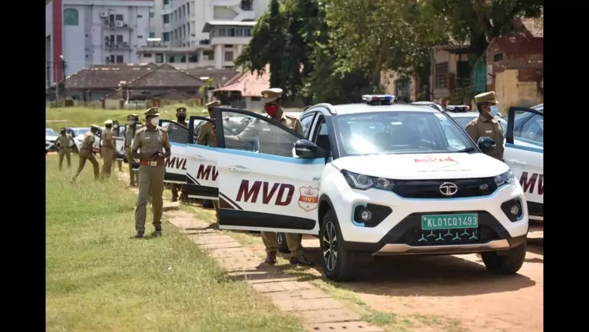 എംവിഡി വാഹനങ്ങളില്‍ മുന്നിൽ മാത്രമല്ലടോ പിന്നിലുമുണ്ട് ‘കണ്ണ്’