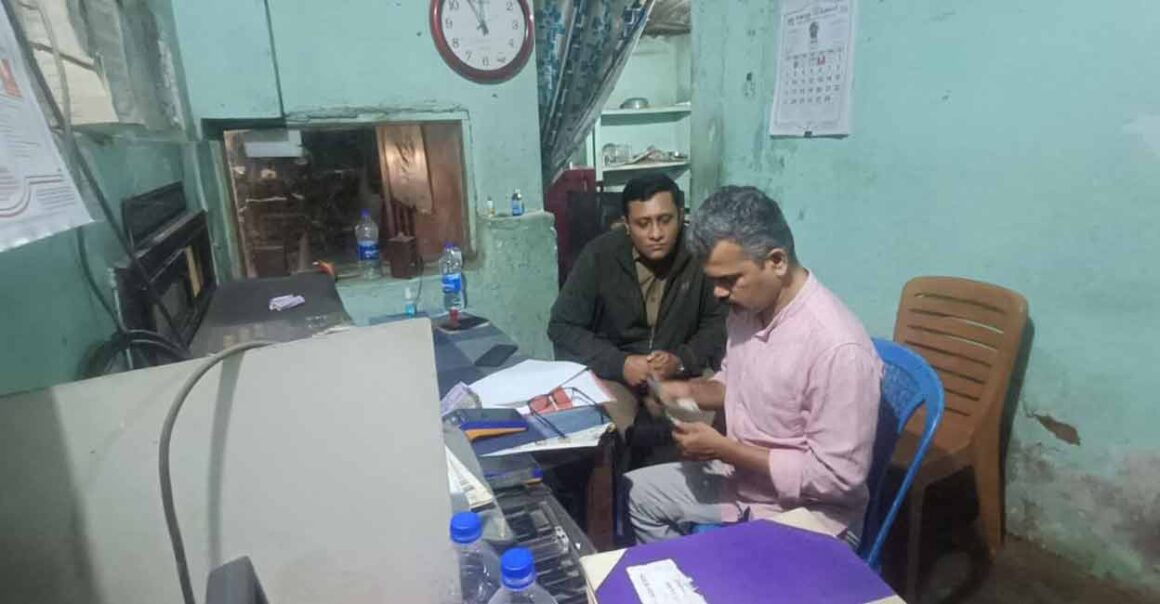 വിജിലന്‍സ് റെയ്ഡില്‍ 1.60 ലക്ഷം രൂപ പിടികൂടി