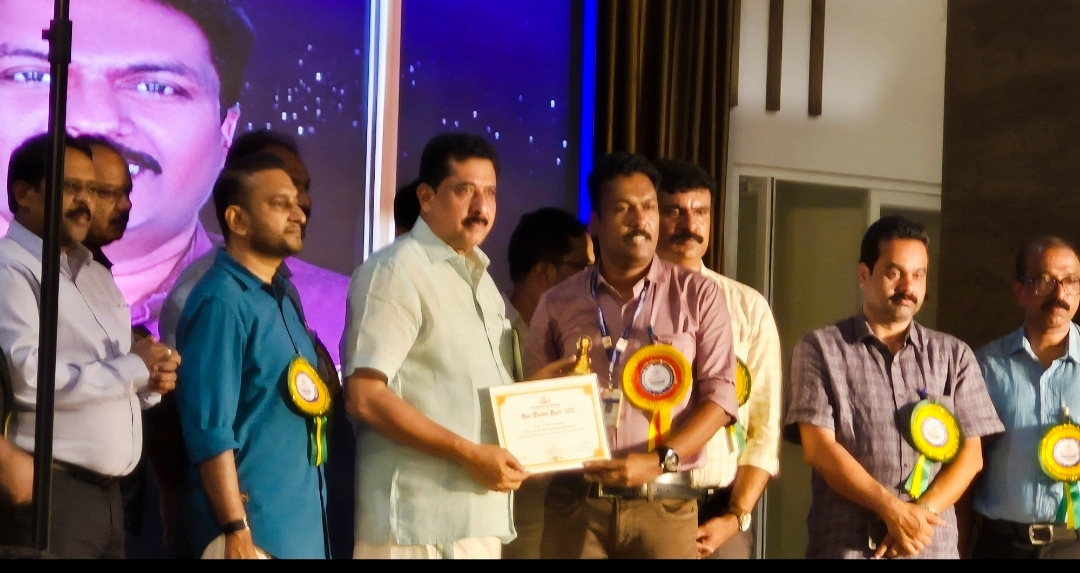 1001838429 എ ജിനേഷിന് മികവിൻ്റെ ആദരവ് : ചട ങ്ങ് നാളെ.